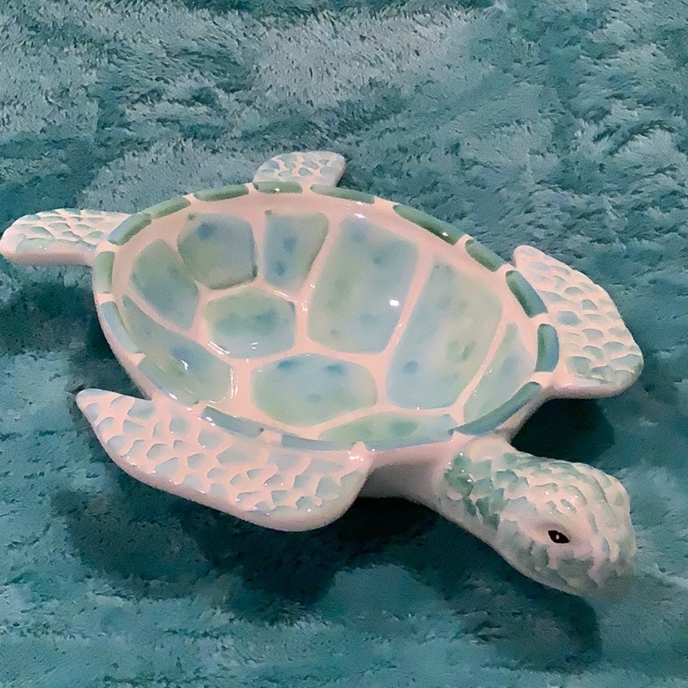 Ceramic SeaTurtle Serve Bowl or Jewelry Dish NWT Coastal Collection 10”X7.5X2.5 - Picture 4 of 14